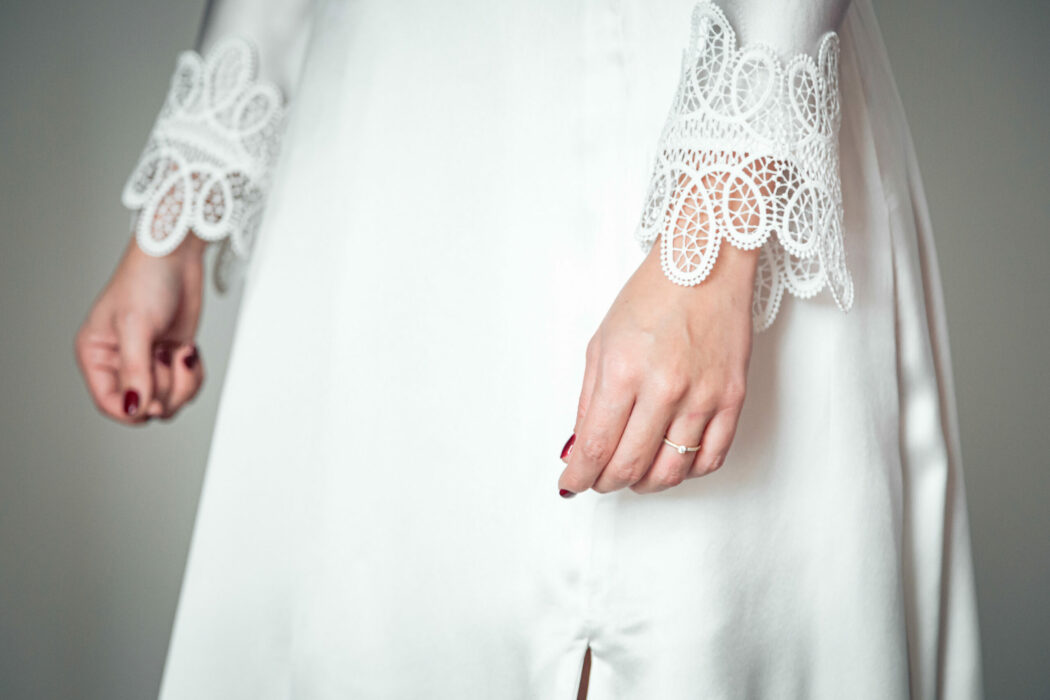 Robe de mariée manche longue en satin de soie