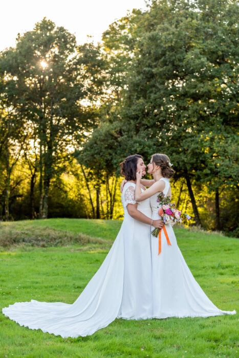 Robe de mariée en soie ivoire avec traîne amovible 